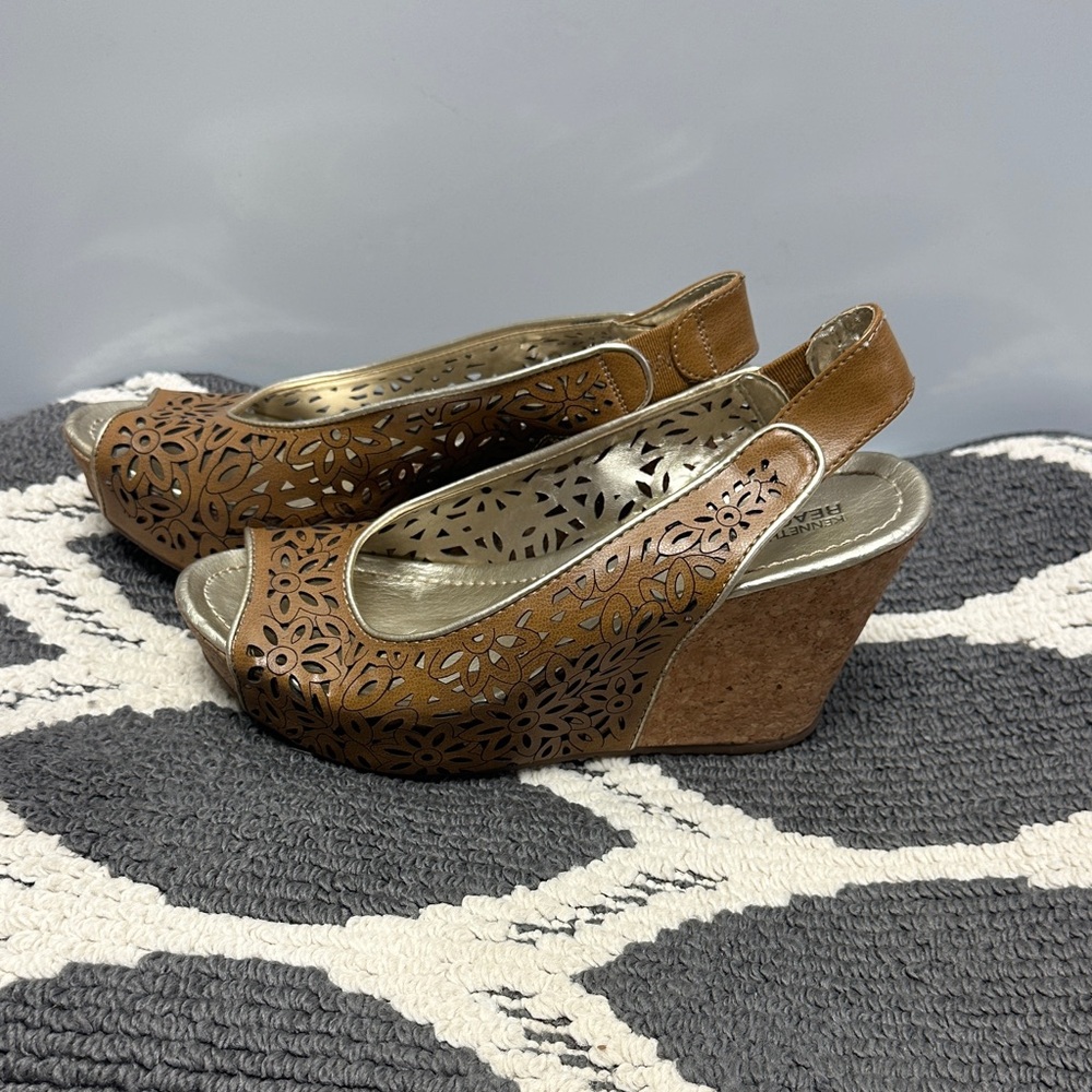 Kenneth Cole Reaction Tan Laser-Cut Wedge Slingbacks